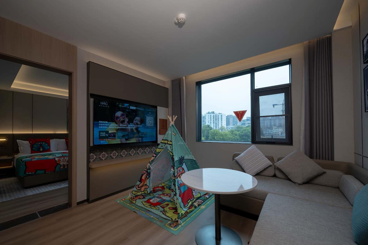 Premium-huone, 1 suuri parisänky