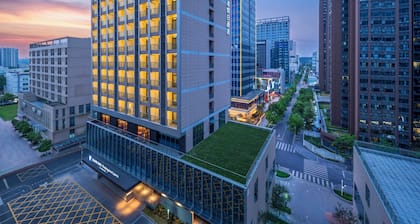 Holiday Inn Express Shenzhen Baolong Metro Station By IHG