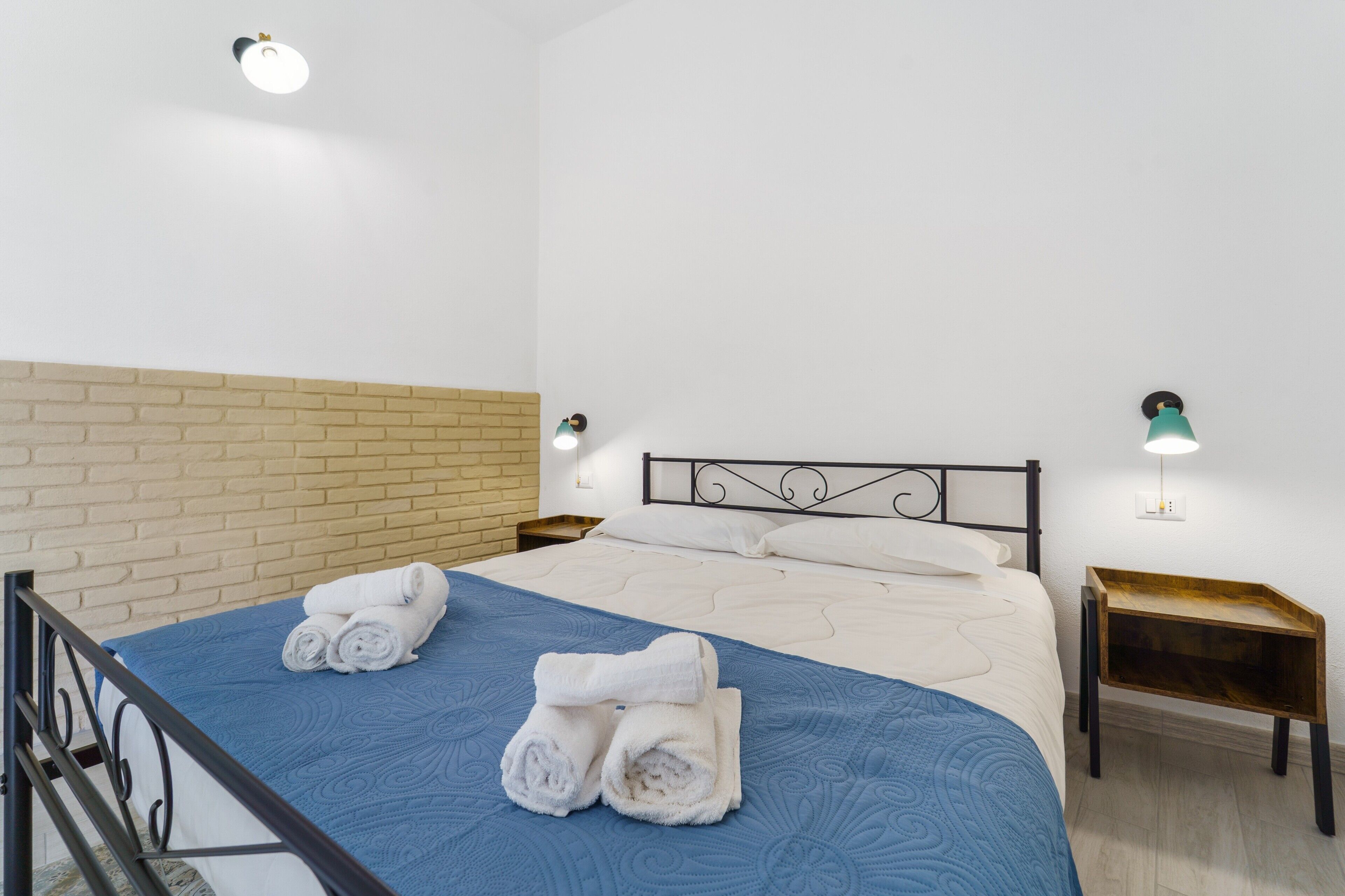 WiFi、ベッドシーツ