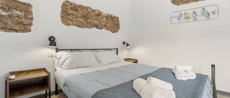 2 多间卧室、WiFi、床单