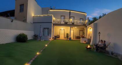 Suite 7 Oro with Private Terrace