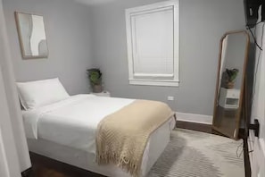 4 dormitorios, tabla de planchar con plancha, wifi y ropa de cama