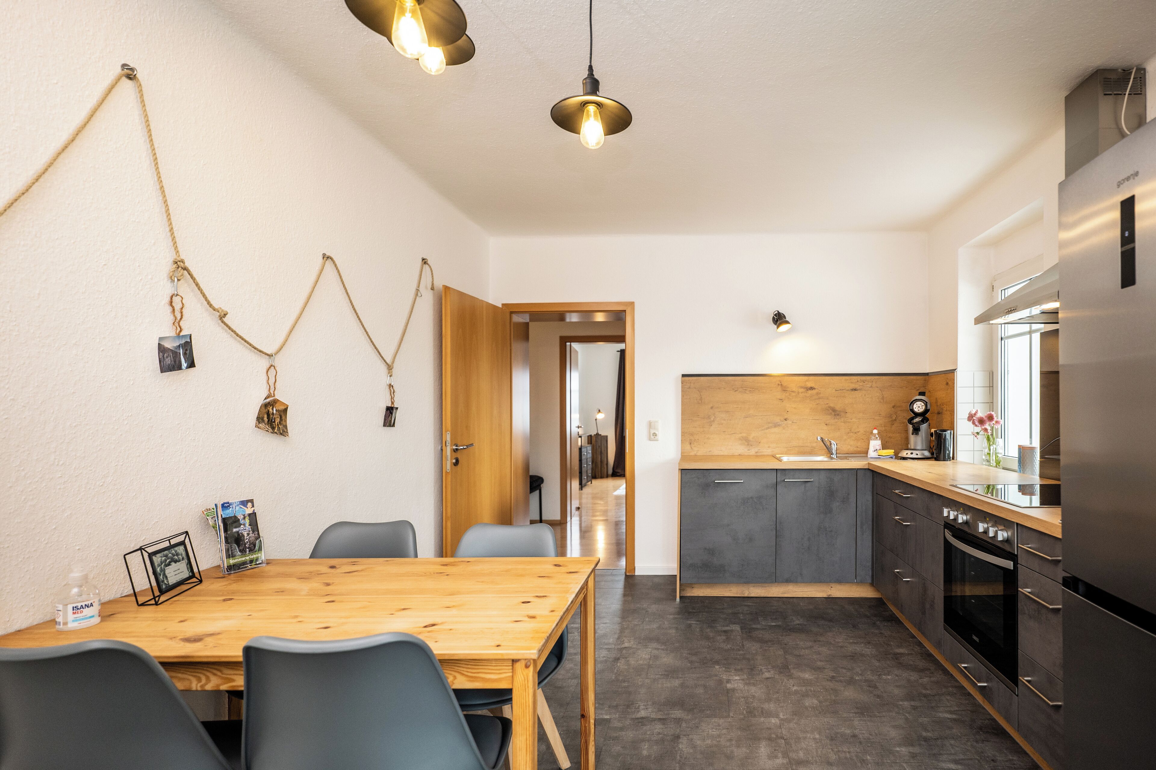 Kühlschrank, Ofen, Herdplatte, Geschirrspüler