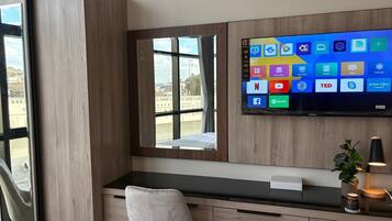 Standard-Dreibettzimmer, Stadtblick | Außenbereich