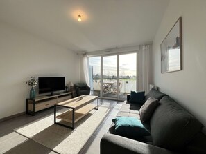 Apartment | 2 bedrooms - Le Lamartine - 4p - Bords de Lac - Parking (Frouzins)