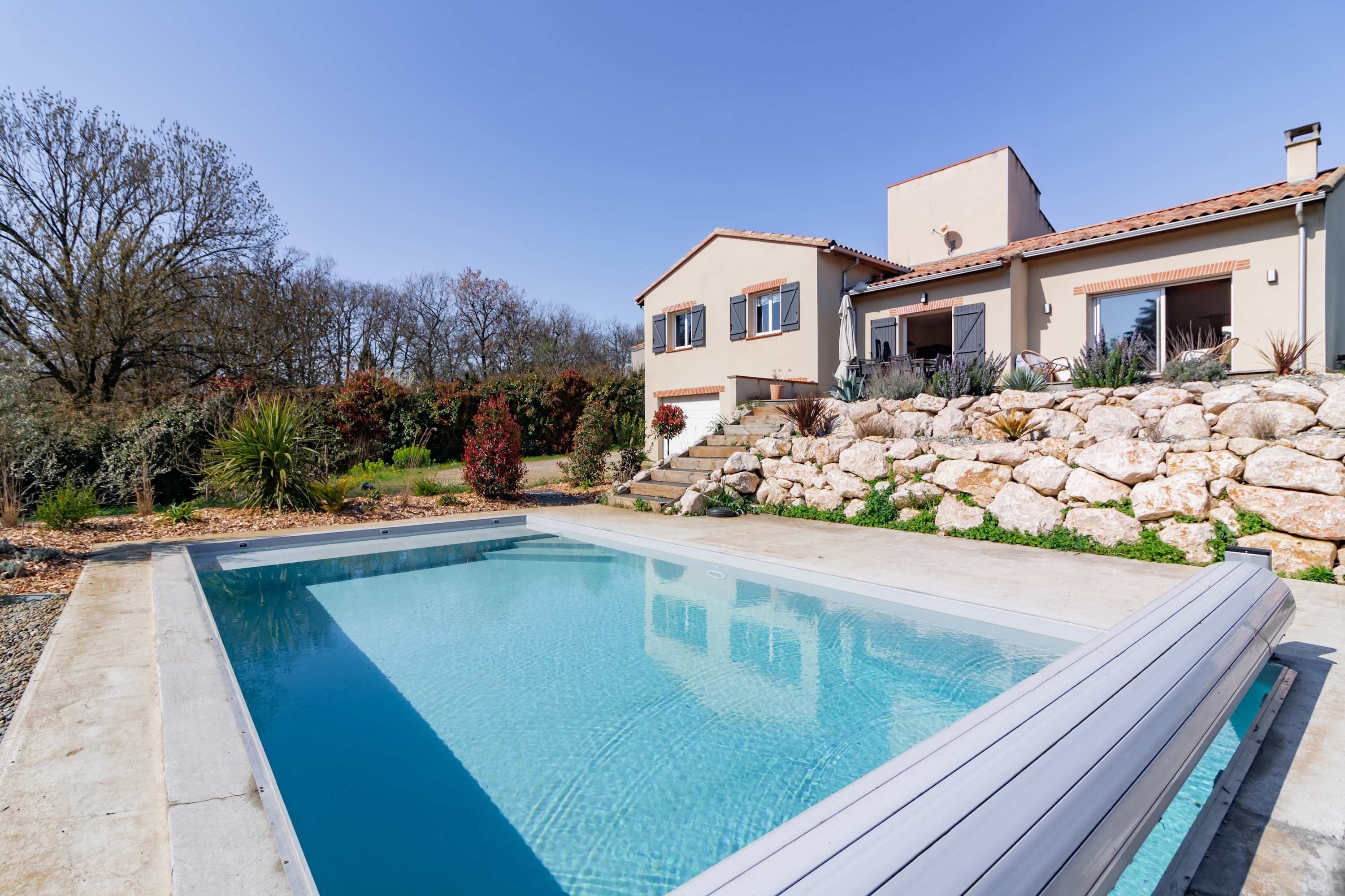 House | 4 bedrooms, Internet