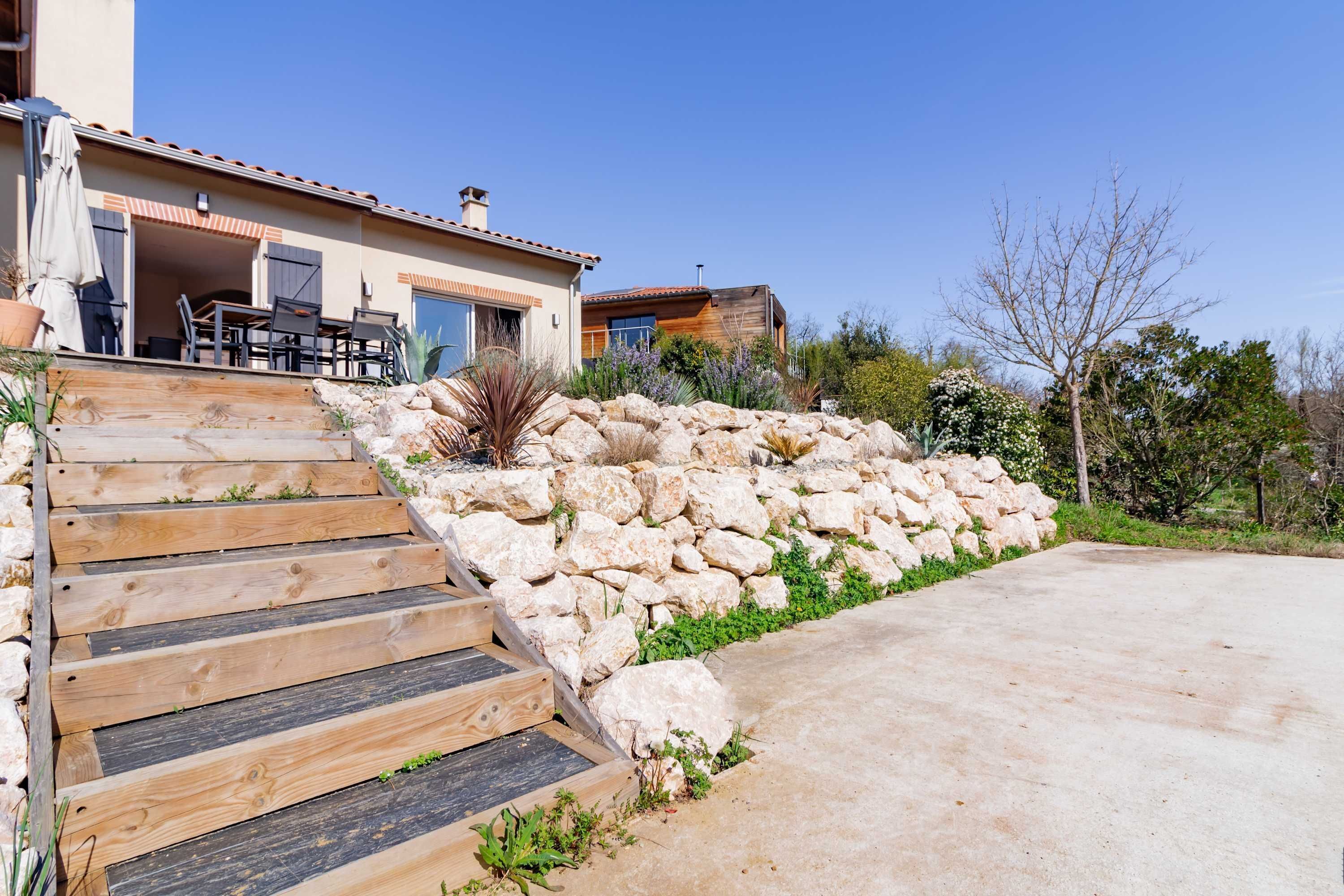 House | 4 bedrooms, high-speed internet