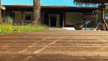 House | 4 bilik tidur