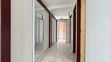 Apartemen | 3 kamar tidur dan internet