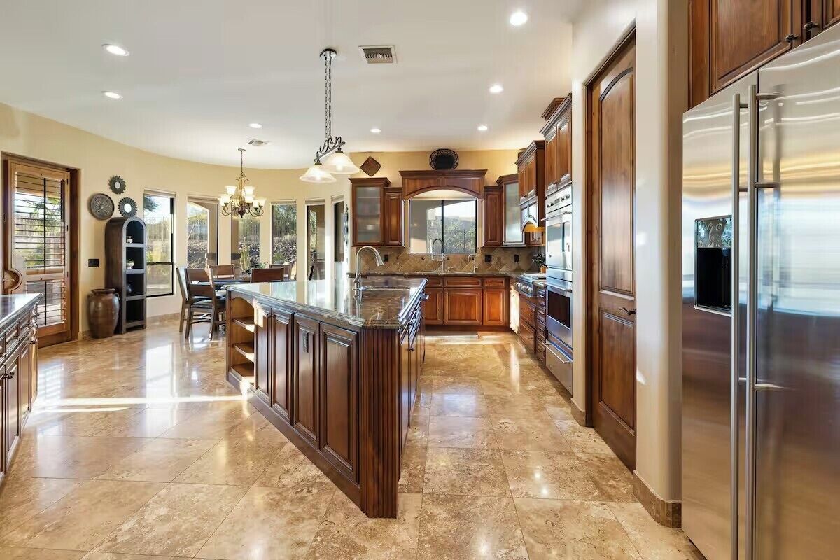 Comfort Quadruple Room | Private kitchen | Fridge, microwave, oven, stovetop