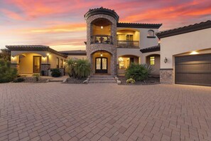 Exterior - Copper Sky Retreat - Lux villa & pool (Phoenix)