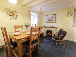 Dining - Noddfa (Betws-Y-Coed)