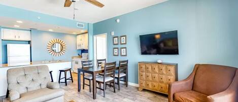 Condo, 1 King Bed with Sofa bed (Sterling Reef 505) | Living area