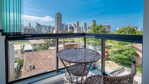 Basic Apartment | Outdoor dining - Apt w/ BBQ Near the Beach in Pereque Fel0502 (Porto Belo)