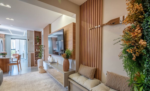 Living area - Apt w/ BBQ Near the Beach in Pereque Fel0502 (Porto Belo)