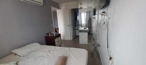 Accès Internet, draps fournis