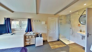 Shower, hair dryer - CASA-Aimee villa spacieuse avec piscine à Vidauban (Vidauban)