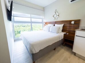 2 多间卧室、熨斗/熨衣板、WiFi、床单