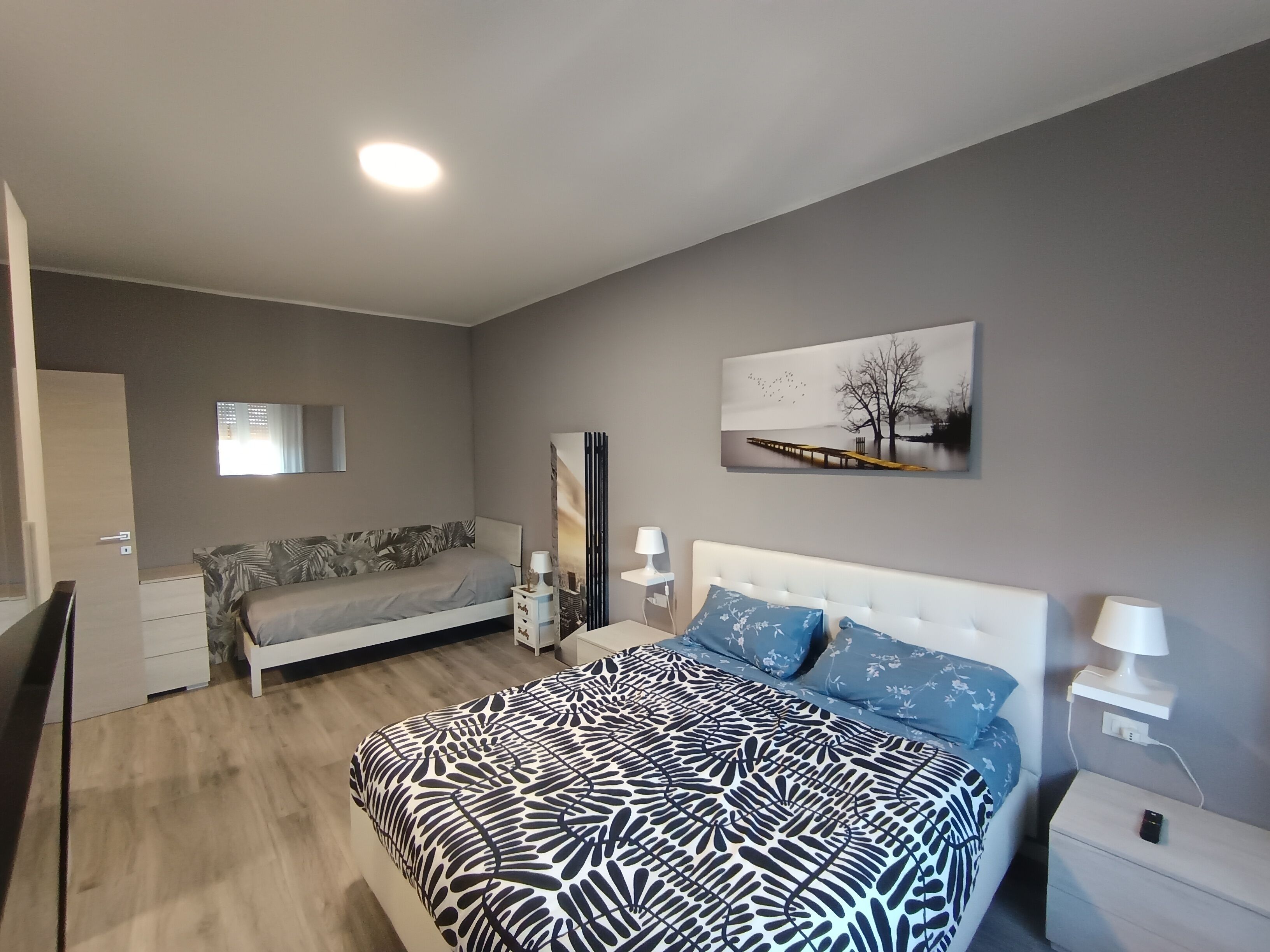 1 slaapkamer, een bureau, een strijkplank/strijkijzer, gratis wifi