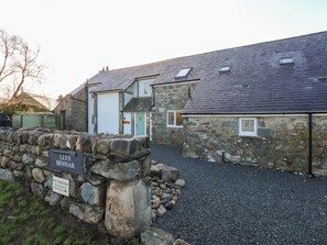 Exterior - Yr Hen Felin (Dyffryn Ardudwy)