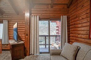 House, Multiple Beds, Patio, Mountain View (2 Br Plus Loft: Hawthorne Valley 4) | Living area - 2 Br Plus Loft: Hawthorne Valley 4 (Snowshoe)