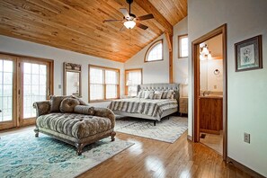 House, Multiple Beds, Pool Access, Mountain View (4 Br: N. Westridge Rd. 32)