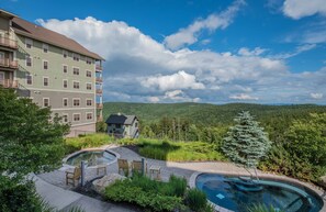 Pool - 2 Br: Soaring Eagle Lodge 317: Luxury Bell Tower Condo - Great Amenities -slope Side (Snowshoe)