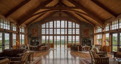 2 Br: Soaring Eagle Lodge 317: Luxury Bell Tower Condo - Great Amenities -slope Side