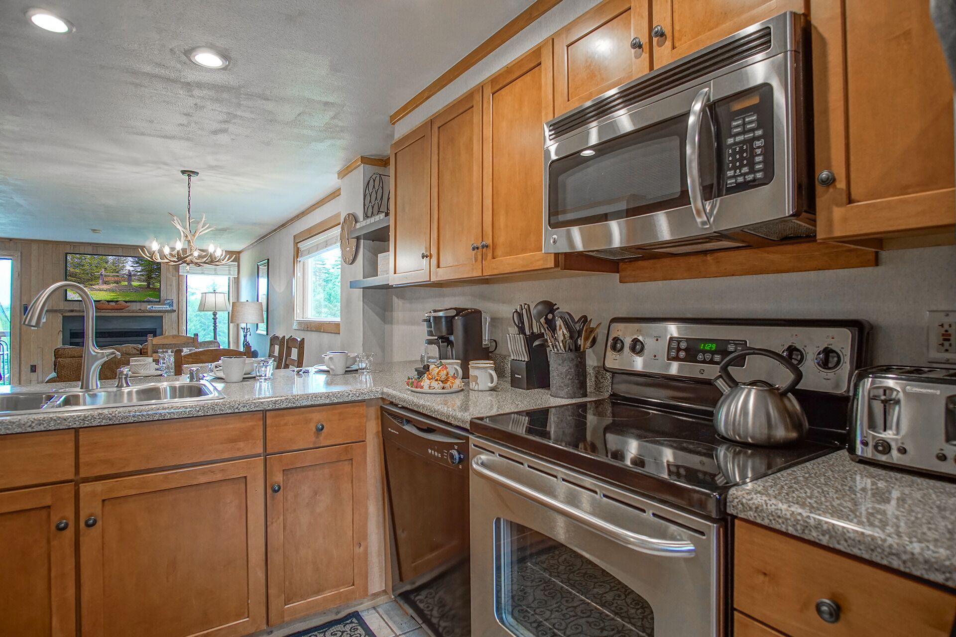 Condo, várias camas, sacada, vista para a montanha (2 Br: Powderidge 40) | Cozinha privada