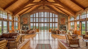 Condo, Multiple Beds, Hot Tub, Mountain View (3 Br: Soaring Eagle 405) | Interior