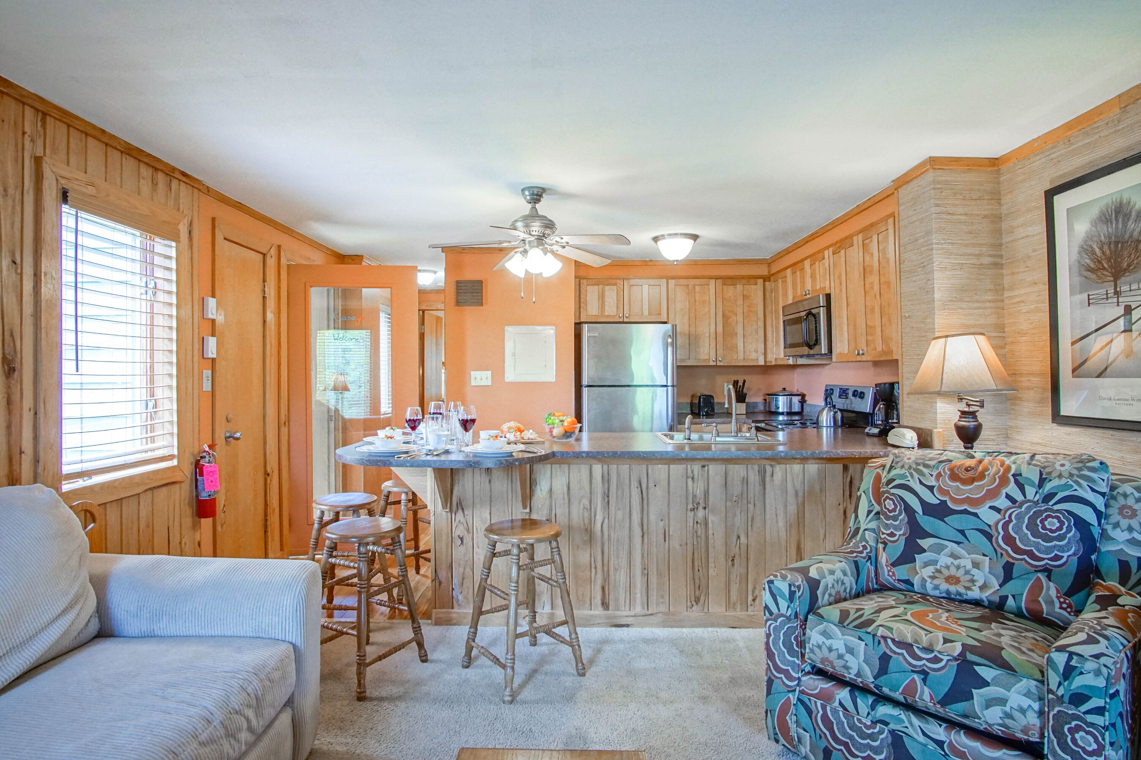 Bloc d'apartaments, 1 llit de matrimoni i sofà llit, balcó (1 Br: Powderidge 01) | Sala d'estar