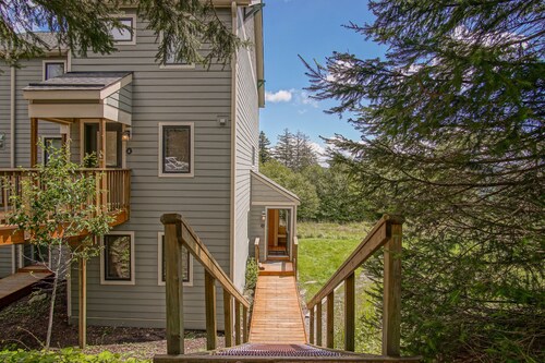 Powderidge 1 Hideaway Slope Side