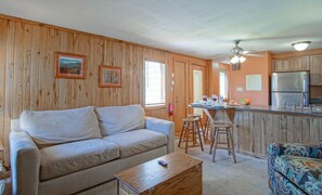 Condo, 1 Queen Bed with Sofa bed, Balcony, Mountain View (1 Br: Powderidge 01) | Living area - Powderidge 1 Hideaway Slope Side (Snowshoe)
