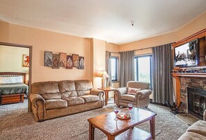 Condo, Multiple Beds, Pool Access, Mountain View (4 Br: Silver Creek 5801) | Living area - Silver Creek 5801 Penthouse 4 Br Condo Slope Side, Sleeps 17 (Snowshoe)