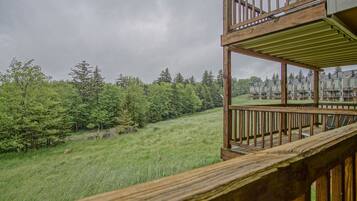 Condo, 1 Queen Bed with Sofa bed, Balcony, Mountain View (1 Br: Powderidge 60) | View from room
