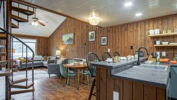 Townhome, Multiple Beds, Patio, Mountain View (2 Br: Wabasso 5) | Interior