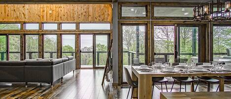 House, Multiple Beds, Pool Access, Mountain View (5 Br: Cupp Runneth Over) | Interior