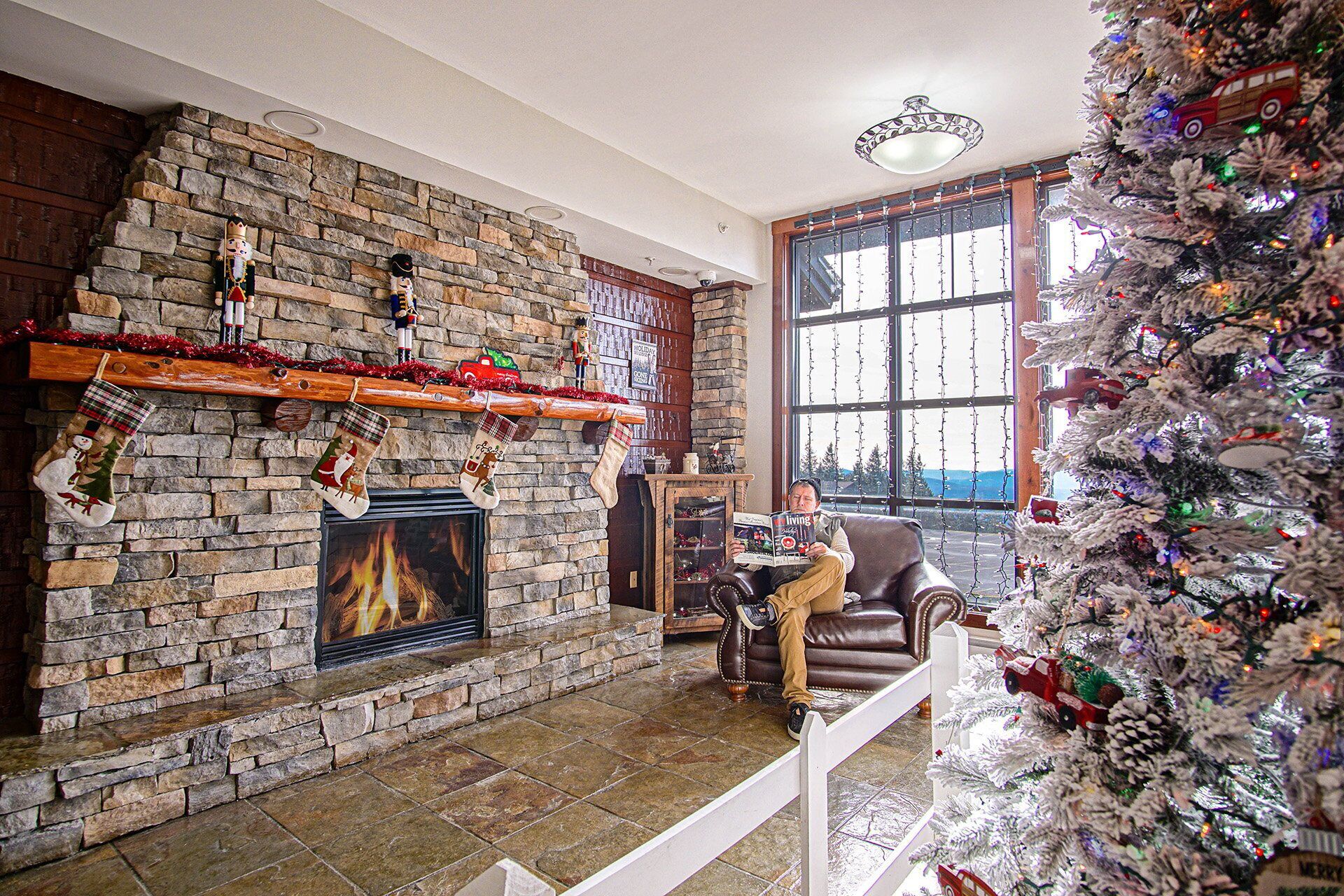 Condo, 1 Queen Bed with Sofa bed, Hot Tub, Mountain View (1 Br: Rimfire 259) | Interior