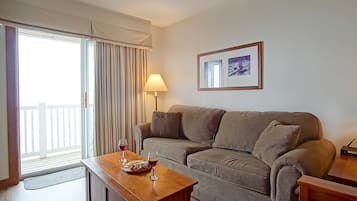 Condo, Multiple Beds, Pool Access, Mountain View (1 Br: Allegheny Springs 238) | Living area