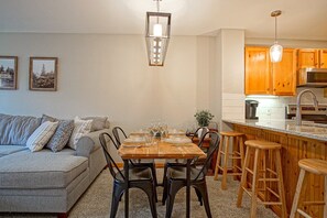 House, Multiple Beds, Hot Tub, Mountain View (2 Br: Camp 4 #23) | 2 bedrooms, individually decorated, individually furnished, bed sheets - Camp Four 23: Pet Friendly, Slope Side, Gas Fireplace (Snowshoe)