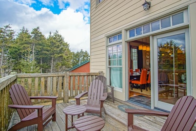 Shays Landing #6: 4 Bedrooms, 4.5 Bath: Pvt Hot Tub, Slope Side