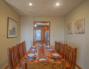 Appart'hôtel, plusieurs lits, balcon, vue montagne (3 Br+: Stemwinder 6A) | 3 chambres, décoration personnalisée, ameublement personnalisé