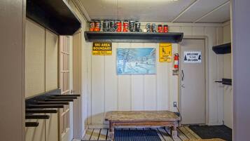 Rumah, Beberapa Tempat Tidur, patio, pemandangan gunung (5 Br: Hutch 6) | Interior