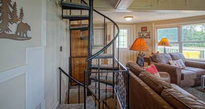 Fall Retreat Hutch 6 Slope Side 5BR