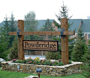 Exterior - 1 Br: Powderidge 30:slope Side, Pet Friendly end Unit on Shuttle Route (Snowshoe)