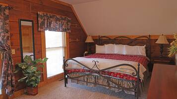 House, Multiple Beds, Pool Access, Mountain View (4BR: Timbers 1) | 4 bedrooms, individually decorated, individually furnished, bed sheets