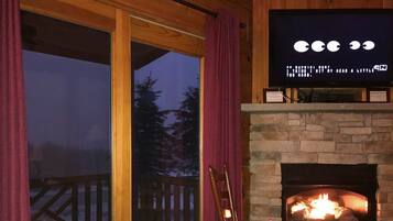 House, Multiple Beds, Pool Access, Mountain View (4BR: Timbers 1) | Interior