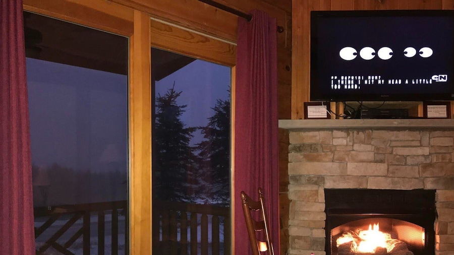 4 BR: Timbers #1 Stand Alone Cabin