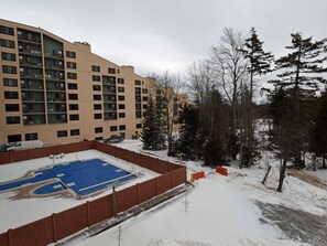 Pool - Silvercreek #1215: 2 Bedroom, 2 Bath Nicest Rental in kid Friendly Silver Creek (Snowshoe)