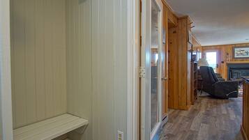 Condo, Multiple Beds, Balcony, Mountain View (2 Br: Powderidge 73) | Interior